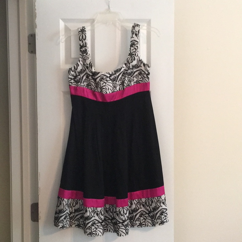 Kathryn Conover Pink & Black Dress Size 8